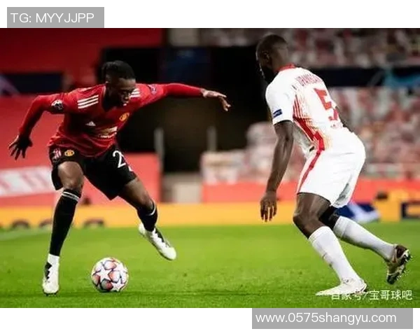 红牛与曼联首发阵容对比分析揭示比赛胜负关键因素